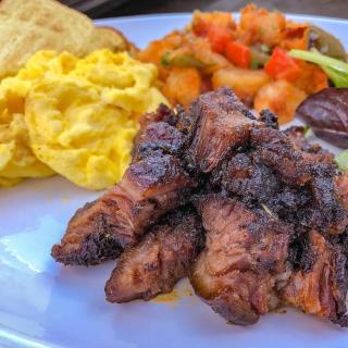 Come on by for brunch! 🍴 Our famous Burnt Ends and scrambled eggs 🍳